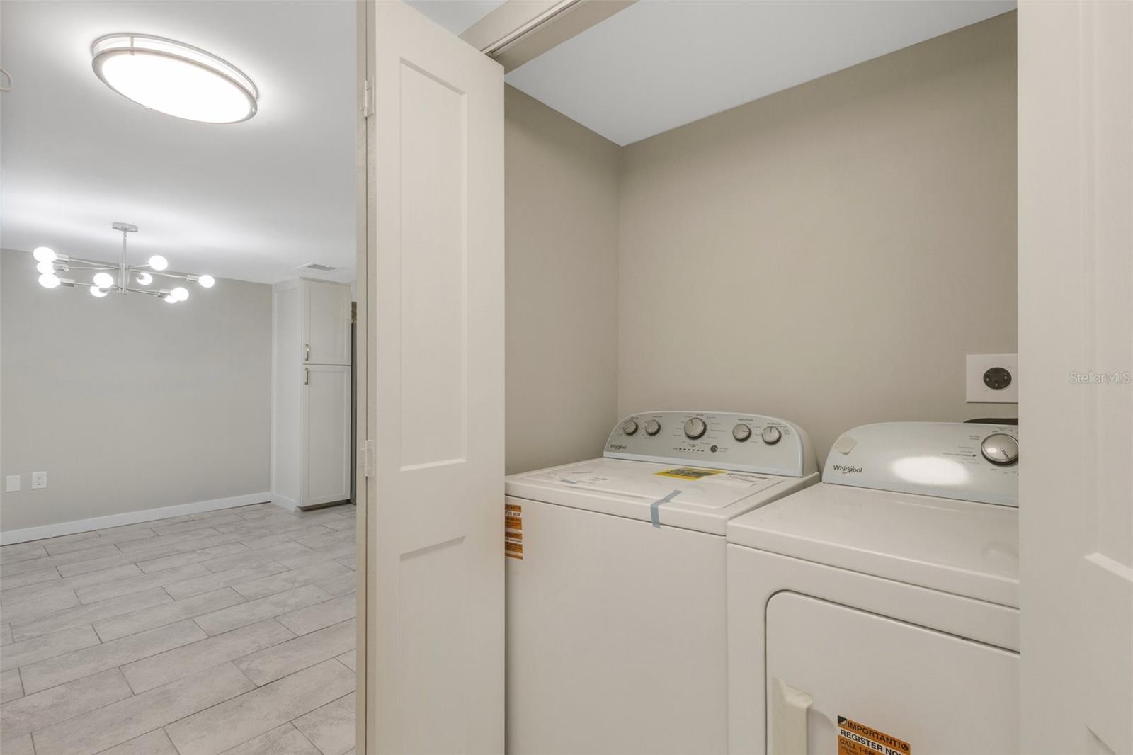 Image 30 of 38 For 2319 Beneva Terrace 2284