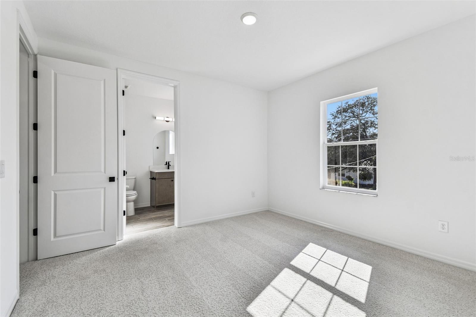 Image 52 of 79 For 3113 Nassau Street