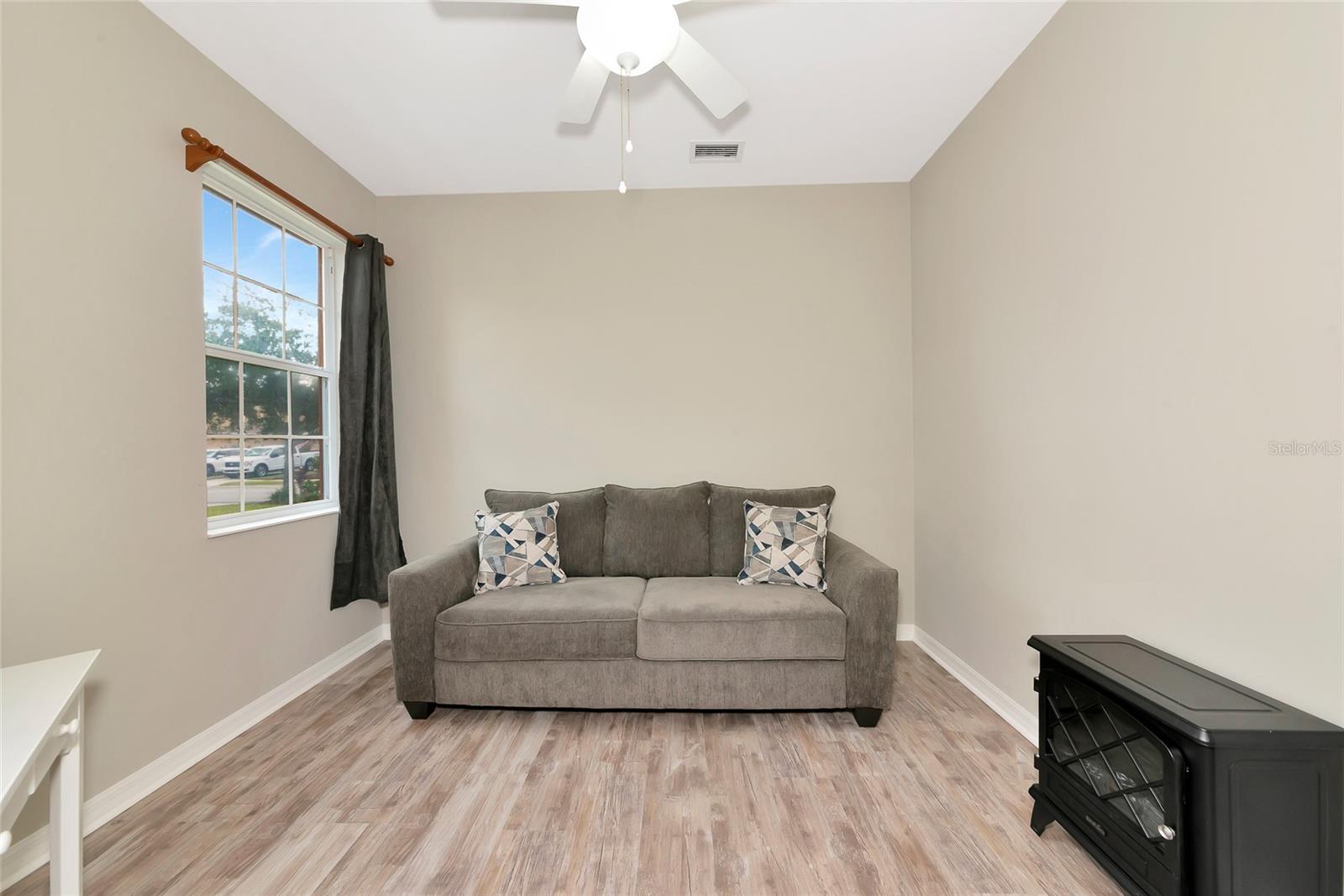 Image 20 of 48 For 11455 52nd Court E