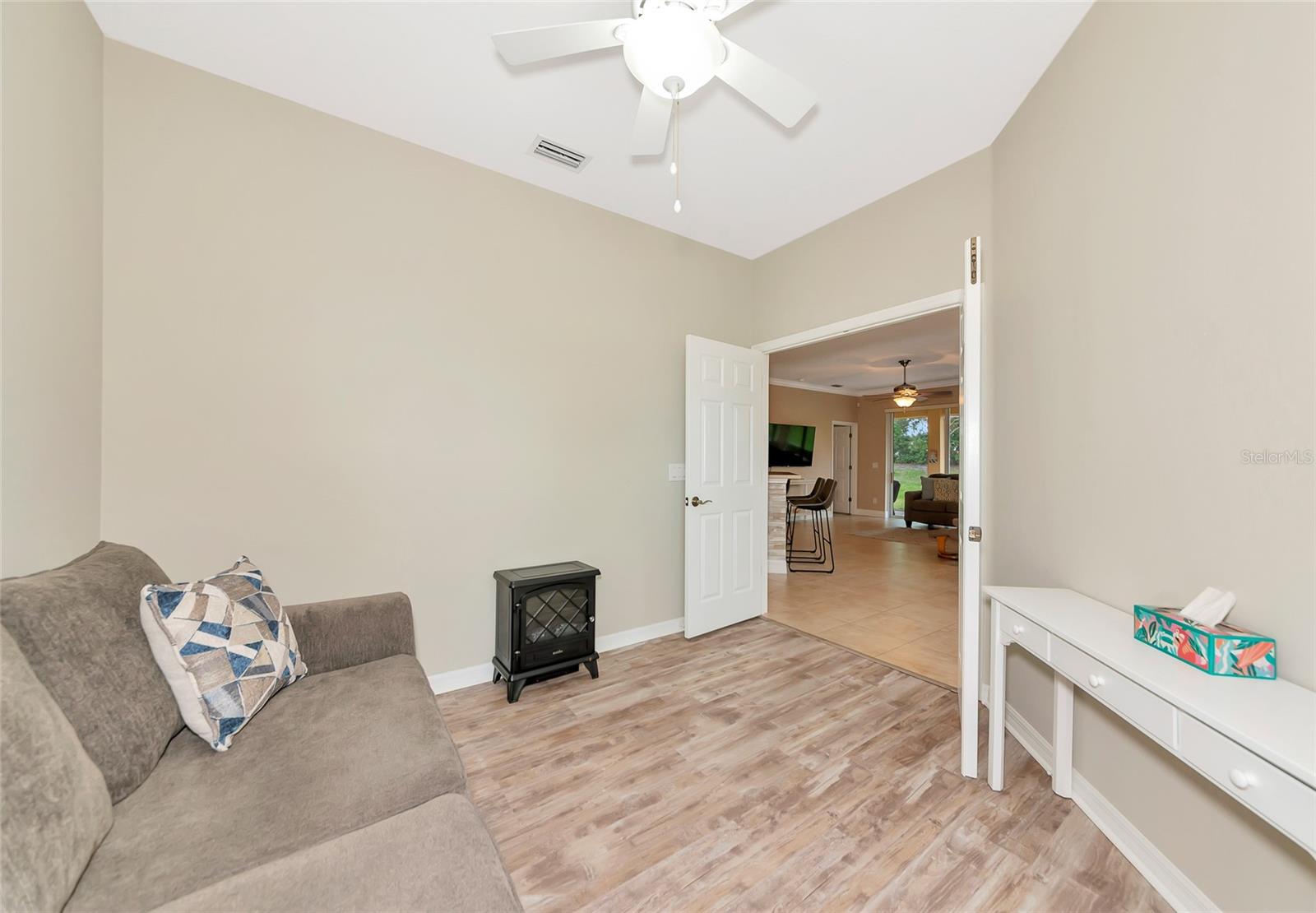 Image 21 of 48 For 11455 52nd Court E