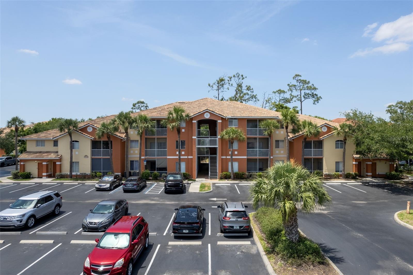 Image 10 of 39 For 6401 Aragon Way 303