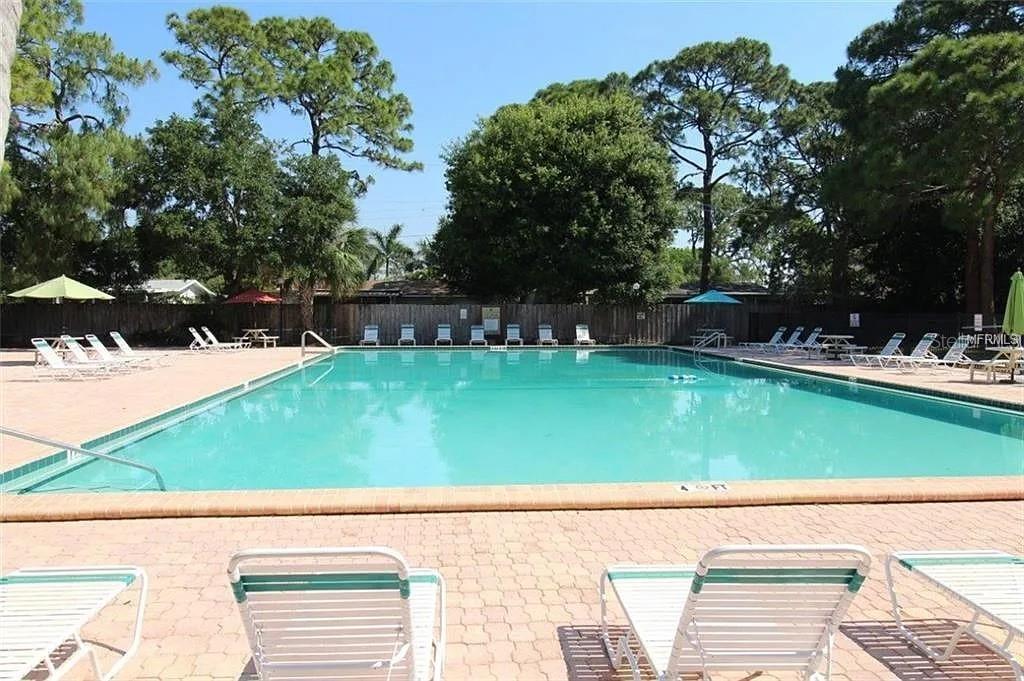 Image 4 of 13 For 2650 Coconut Bay Lane 521