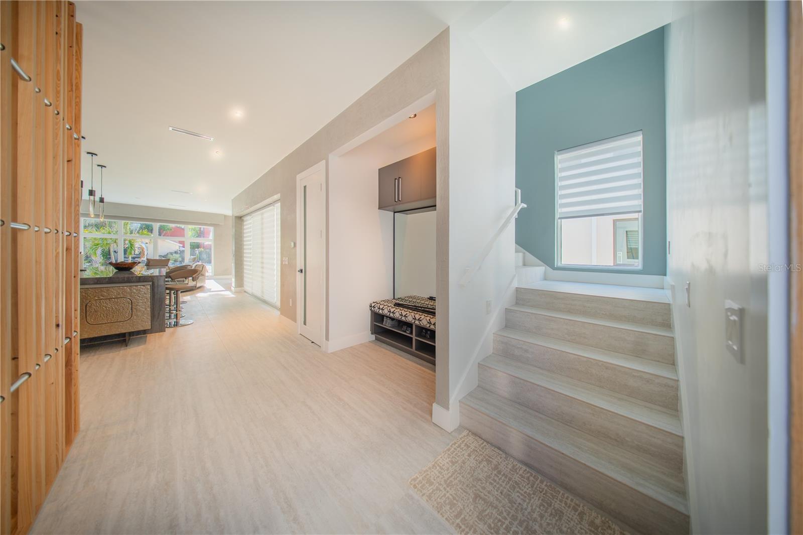 Image 9 of 22 For 816 Goodrich Avenue