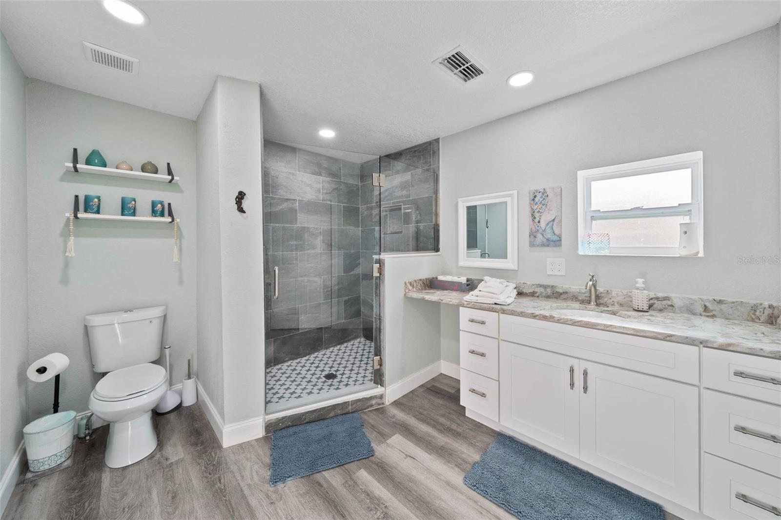 Image 11 of 44 For 3416 Crape Myrtle Drive