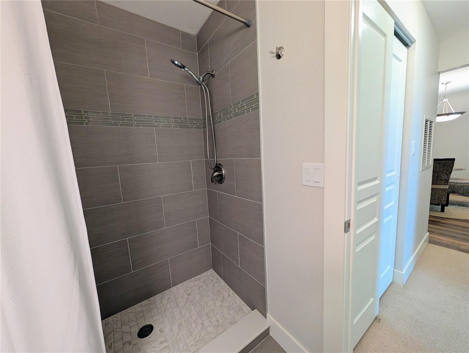 Image 36 of 65 For 3744 Lake Bayshore Drive K-503
