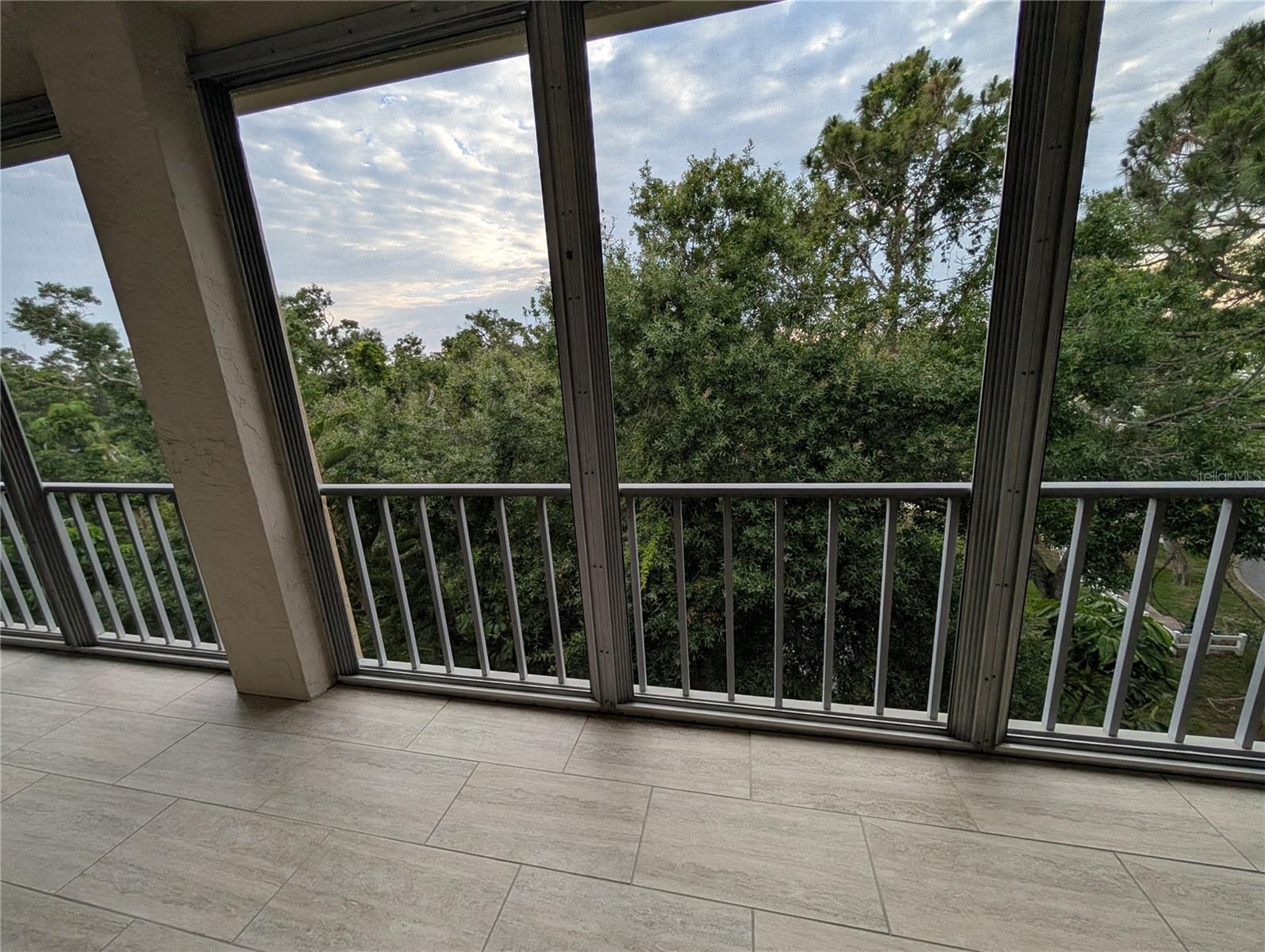 Image 39 of 65 For 3744 Lake Bayshore Drive K-503