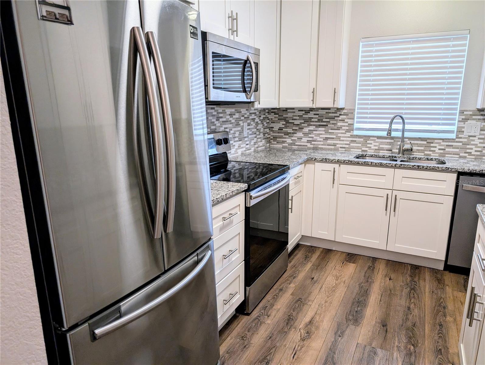 Image 6 of 65 For 3744 Lake Bayshore Drive K-503