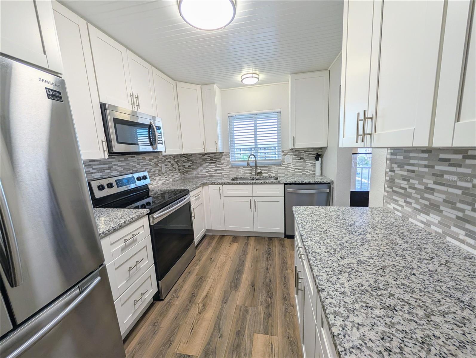 Image 9 of 65 For 3744 Lake Bayshore Drive K-503