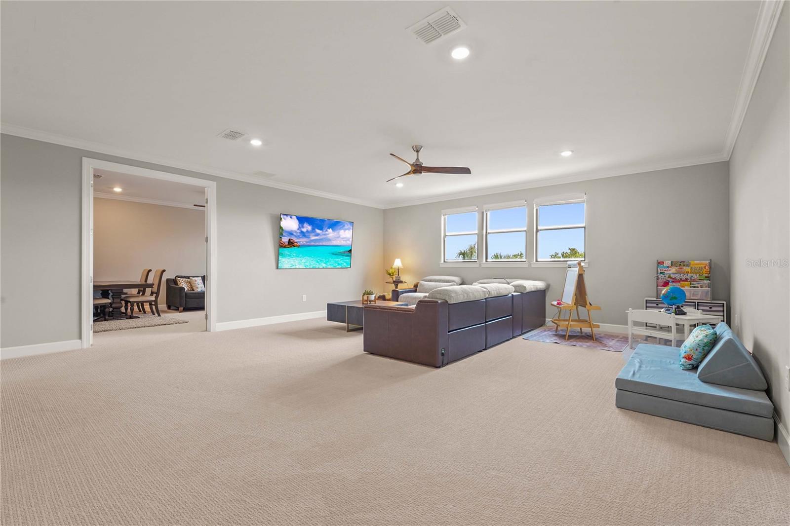 Image 9 of 97 For 16434 Slate Place