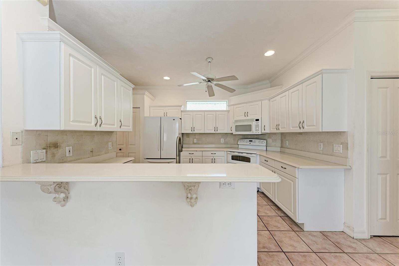 Image 11 of 53 For 585 Khyber Lane