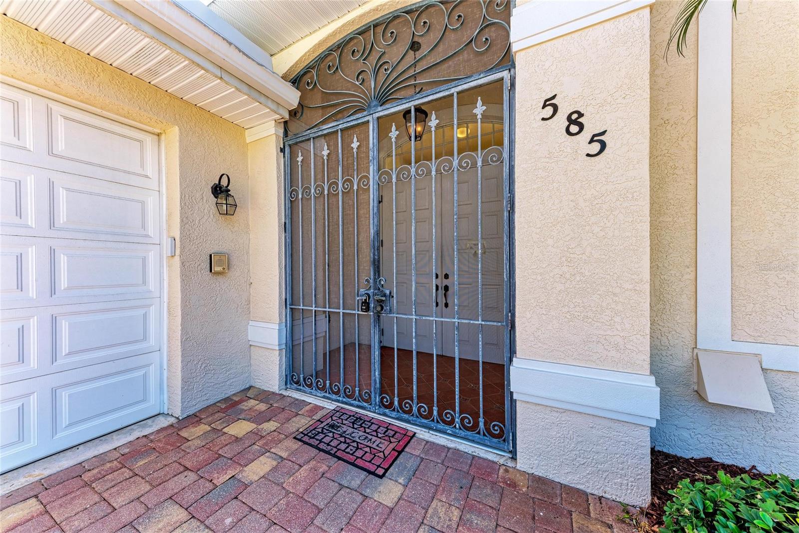 Image 3 of 53 For 585 Khyber Lane