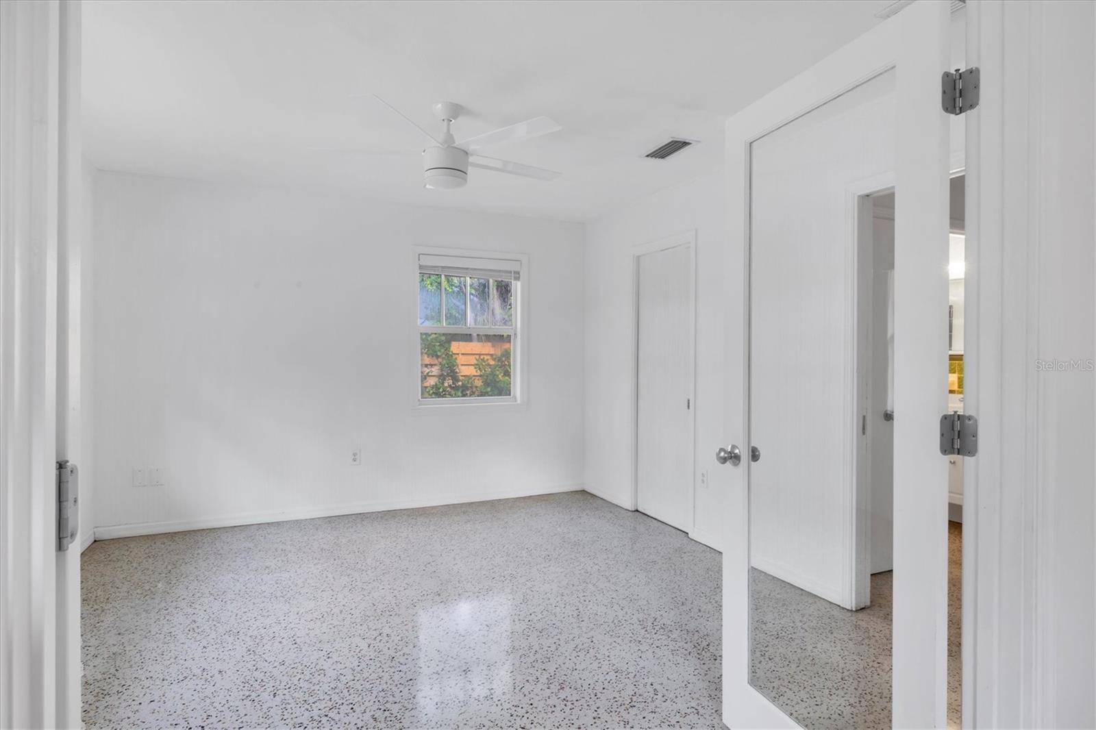 Image 12 of 21 For 1773 South Drive