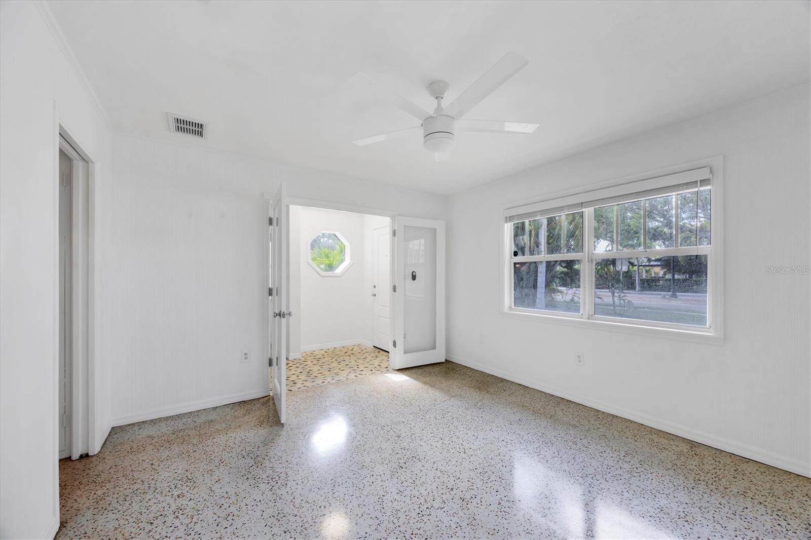 Image 13 of 21 For 1773 South Drive