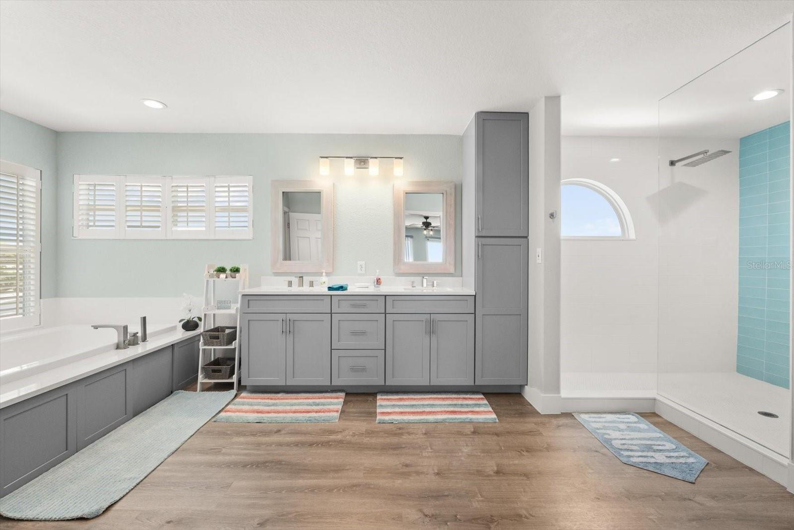 Image 35 of 65 For 4717 Lemon Bay Drive