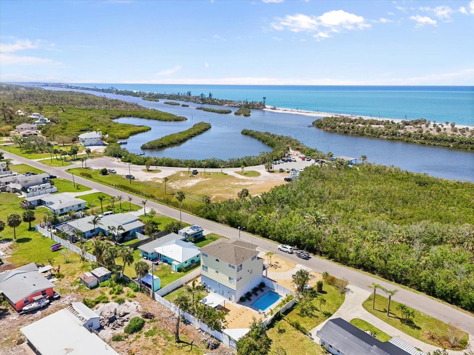 Image 50 of 65 For 4717 Lemon Bay Drive