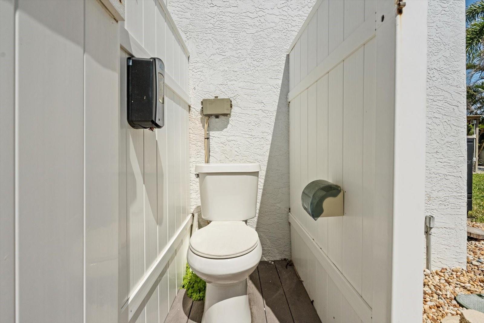 Image 51 of 65 For 4717 Lemon Bay Drive