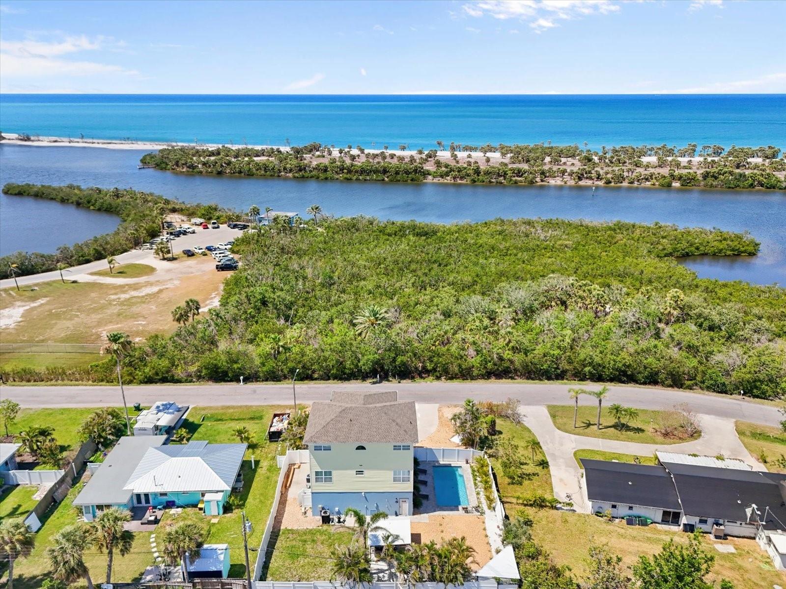 Image 6 of 65 For 4717 Lemon Bay Drive