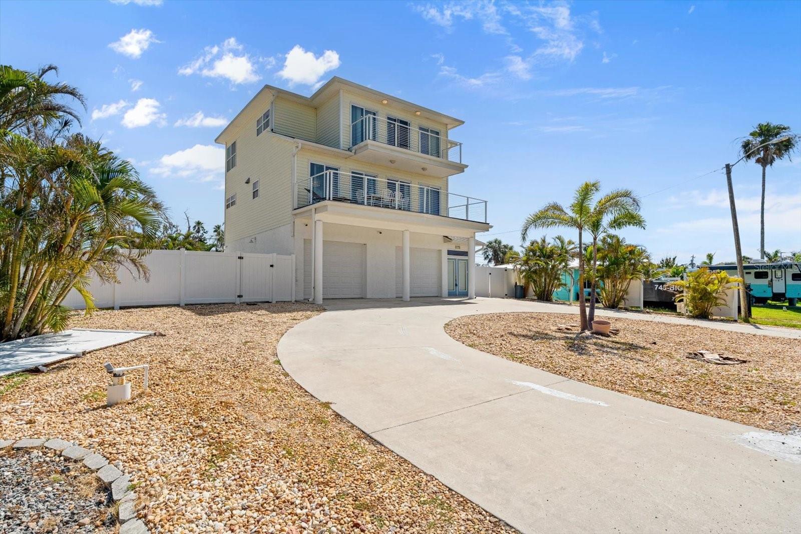 Image 64 of 65 For 4717 Lemon Bay Drive