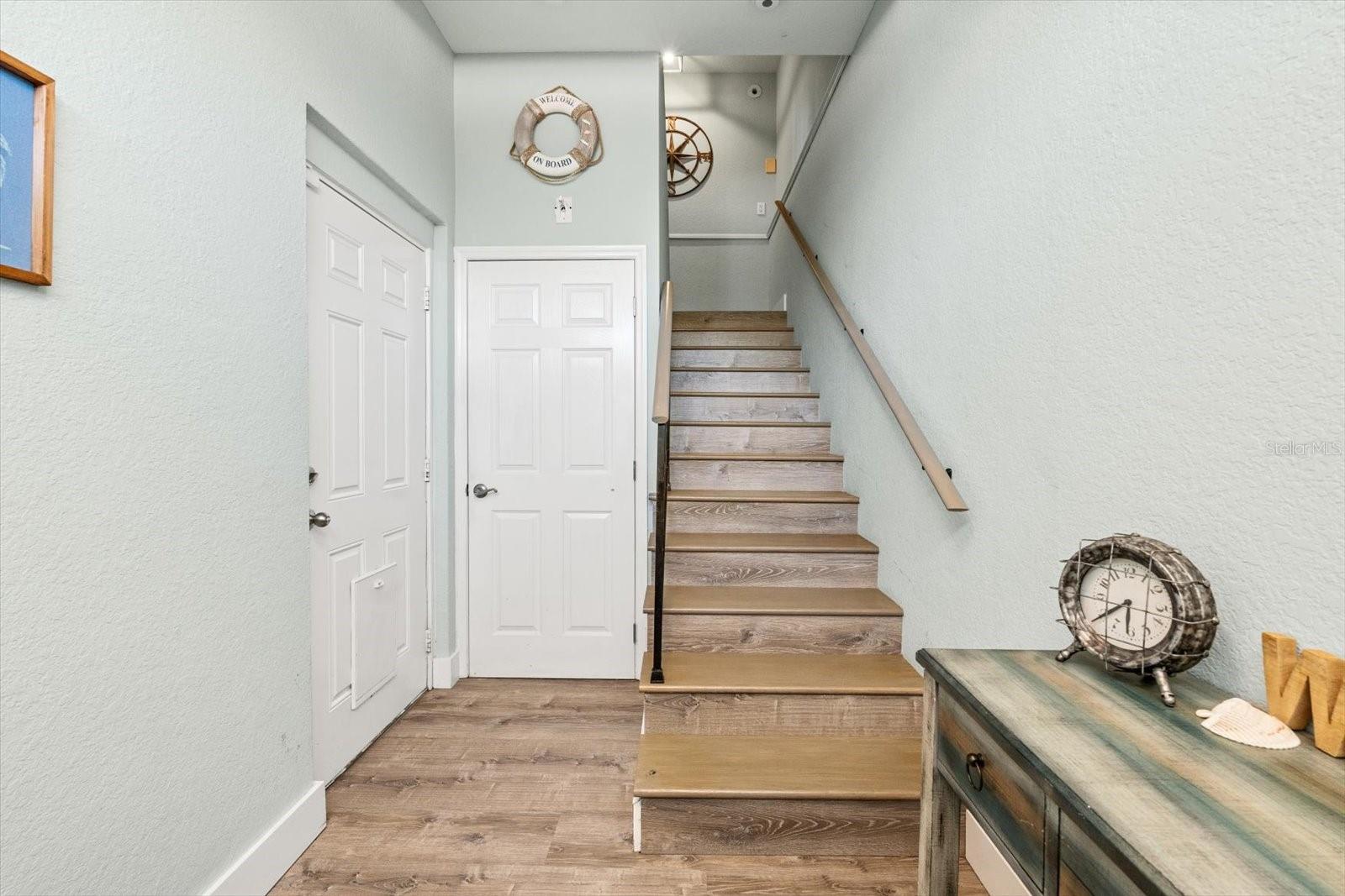 Image 7 of 65 For 4717 Lemon Bay Drive