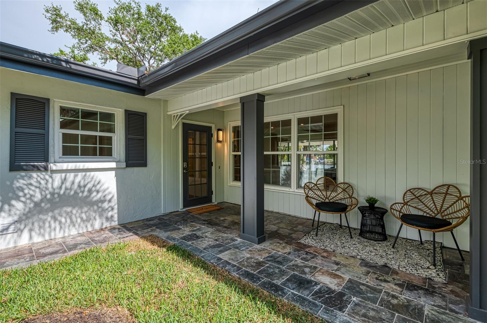 Image 11 of 89 For 5377 Palos Verdes Drive