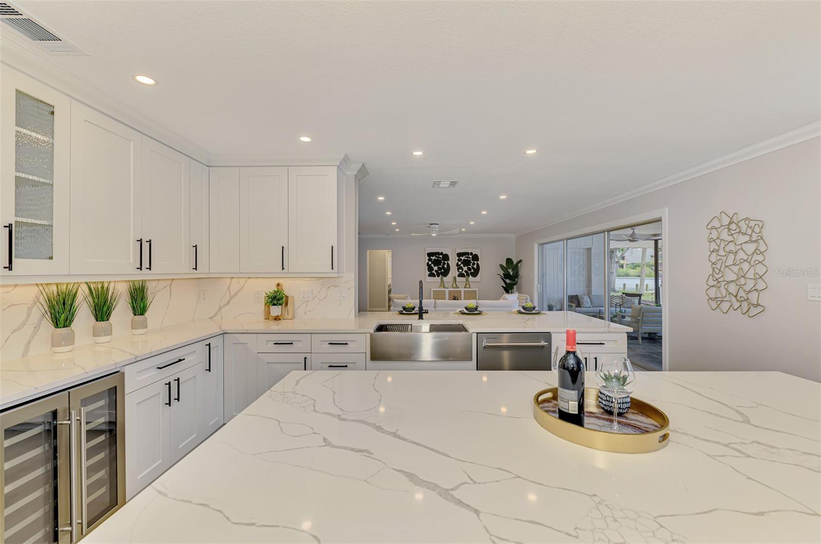 Image 28 of 89 For 5377 Palos Verdes Drive