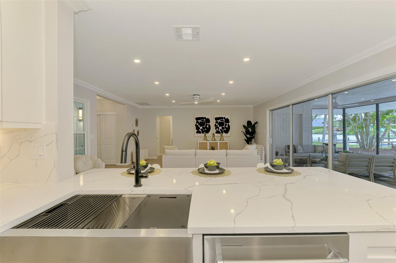 Image 30 of 89 For 5377 Palos Verdes Drive