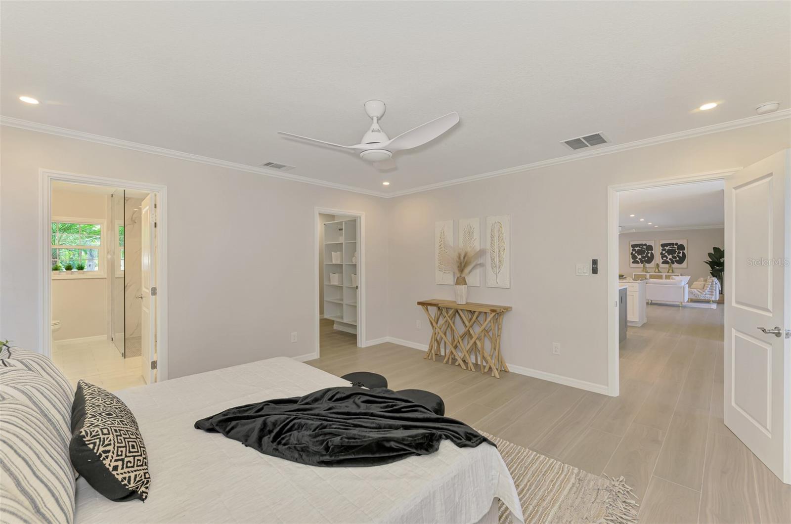 Image 39 of 89 For 5377 Palos Verdes Drive