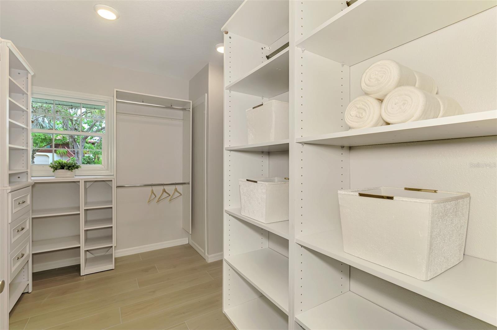 Image 47 of 89 For 5377 Palos Verdes Drive
