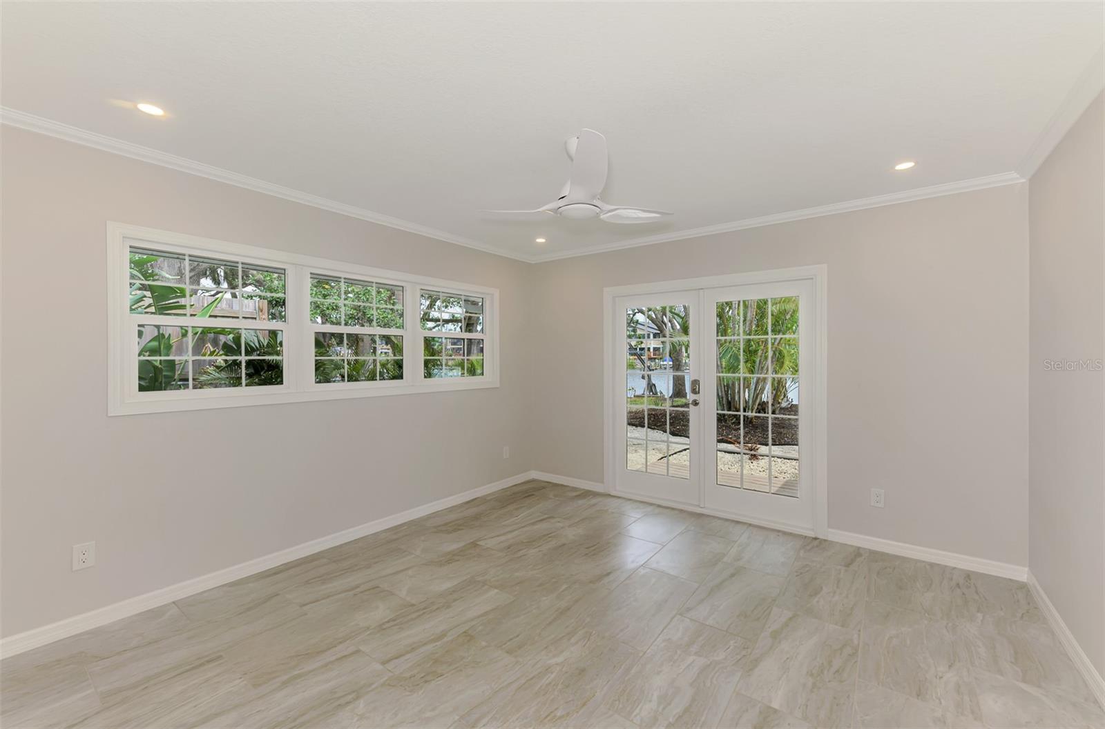 Image 56 of 89 For 5377 Palos Verdes Drive