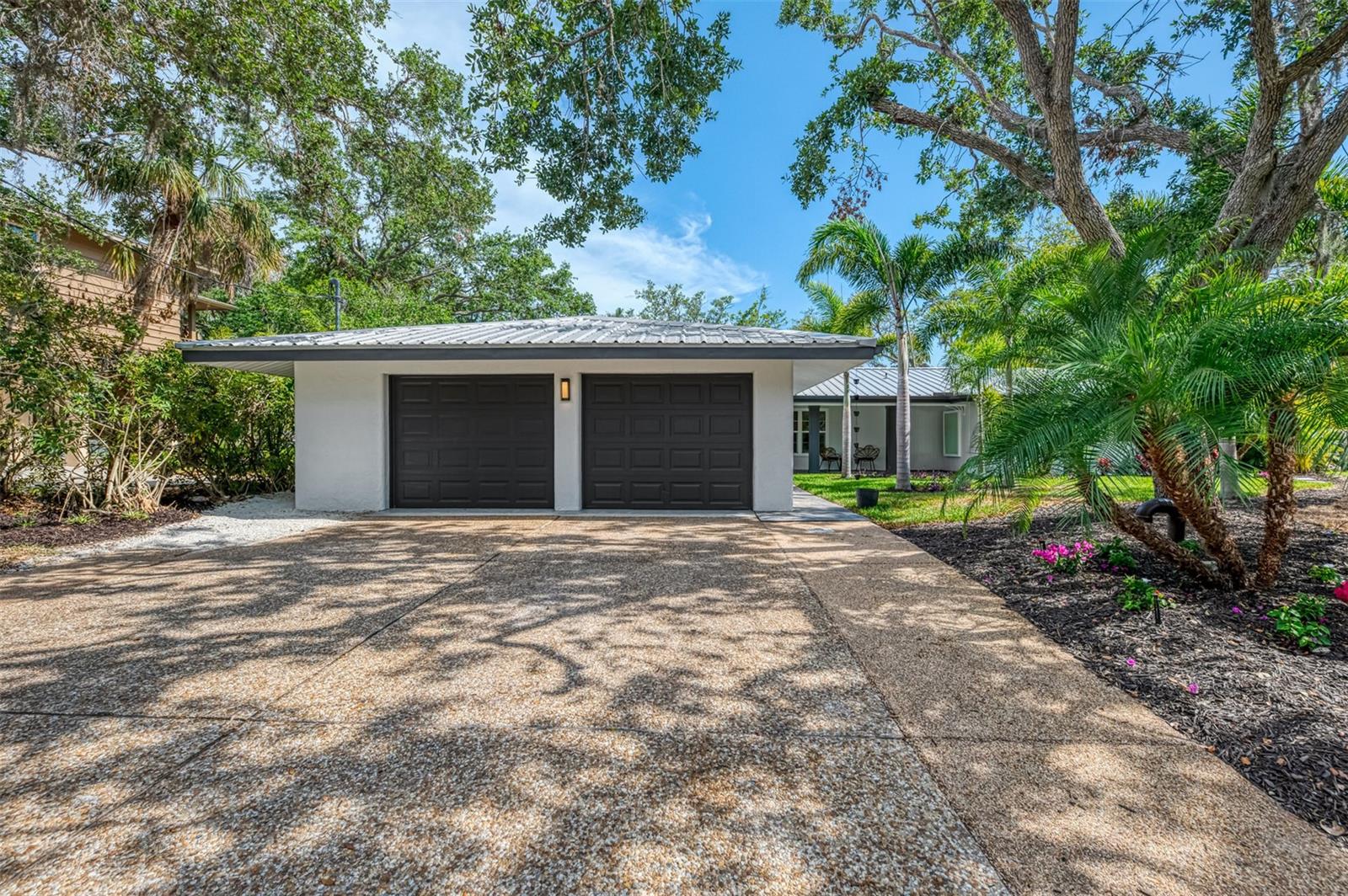 Image 9 of 89 For 5377 Palos Verdes Drive