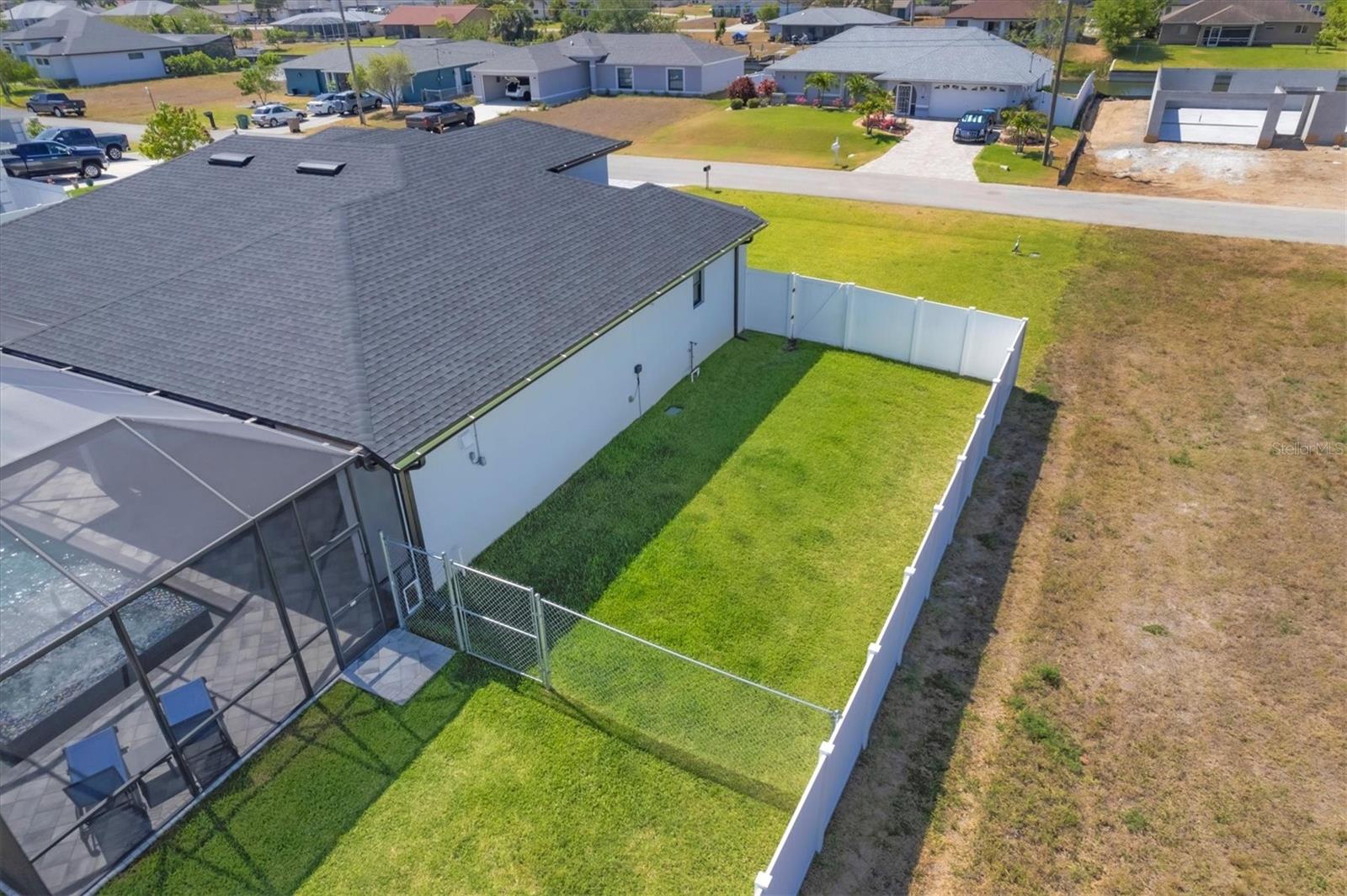 Image 35 of 47 For 623 1st Terrace