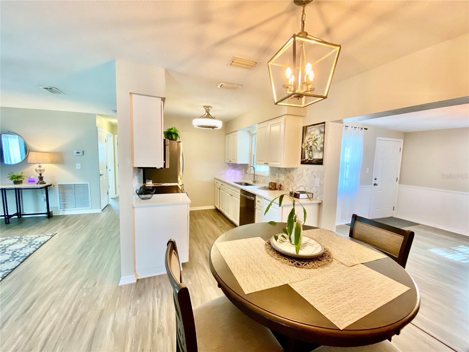 Image 10 of 51 For 1708 Tarpon Avenue