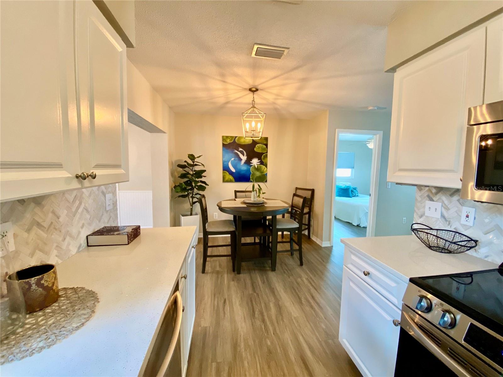 Image 14 of 51 For 1708 Tarpon Avenue