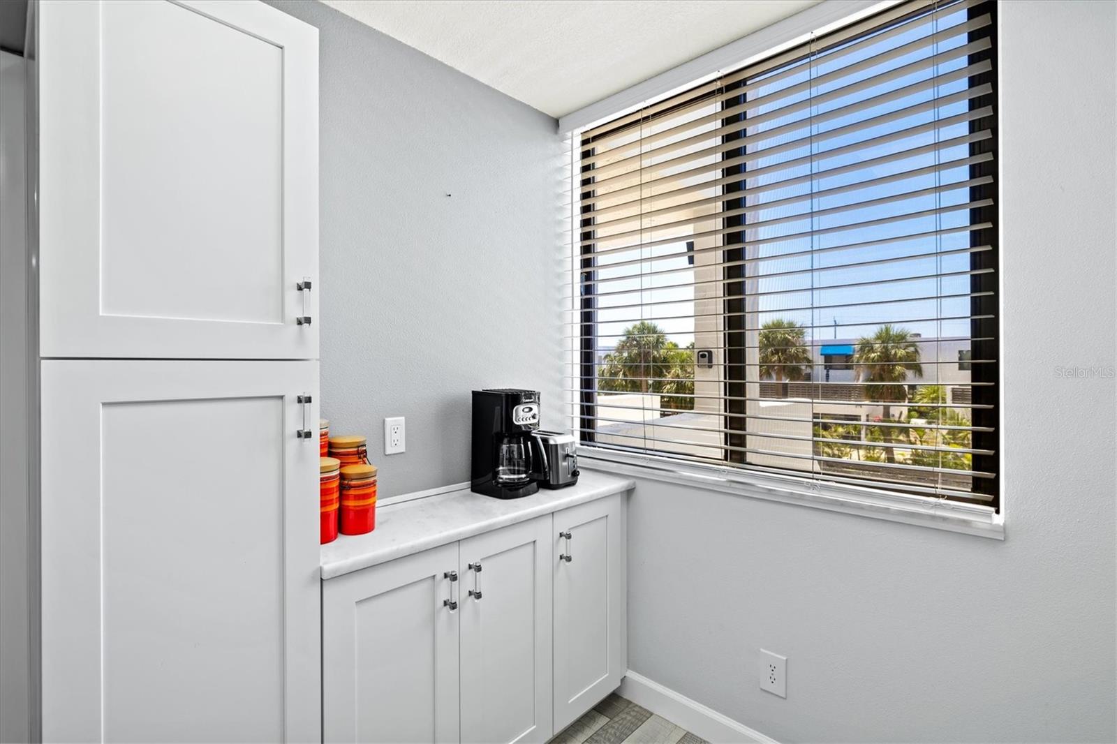 Image 22 of 93 For 750 Bayport Way  750
