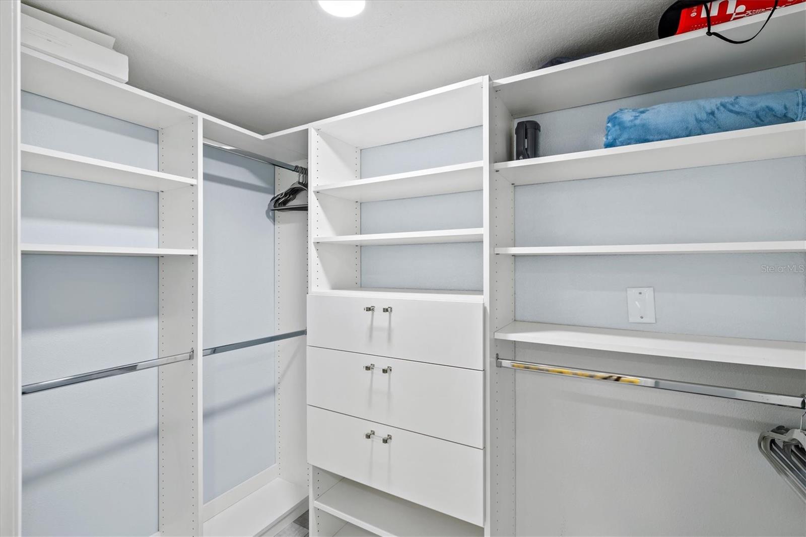 Image 38 of 93 For 750 Bayport Way  750