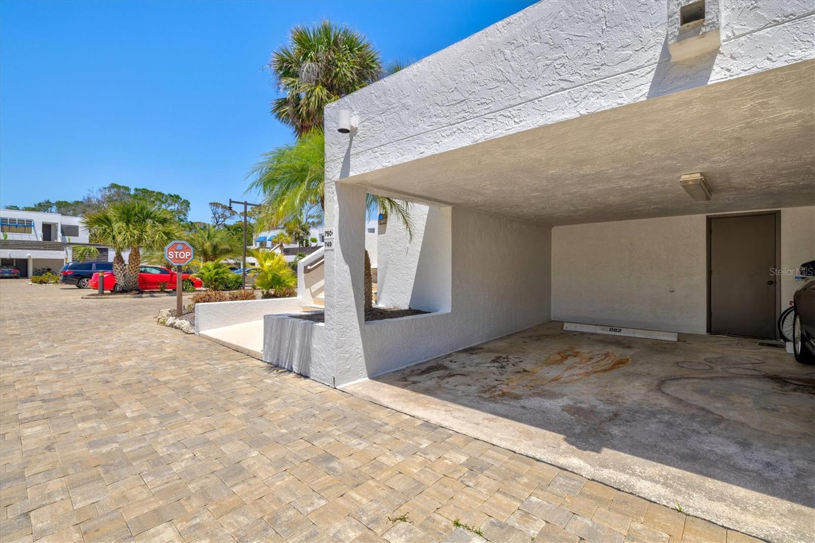 Image 4 of 93 For 750 Bayport Way  750