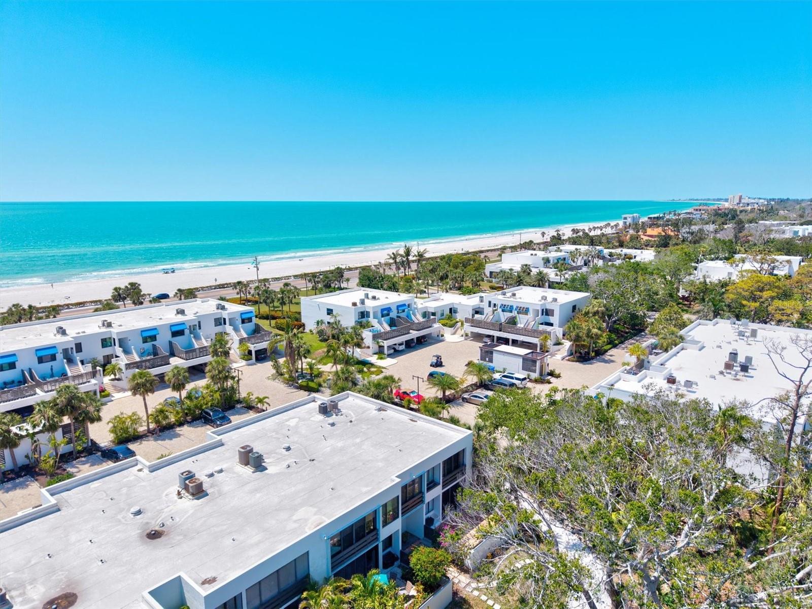 Image 48 of 93 For 750 Bayport Way  750