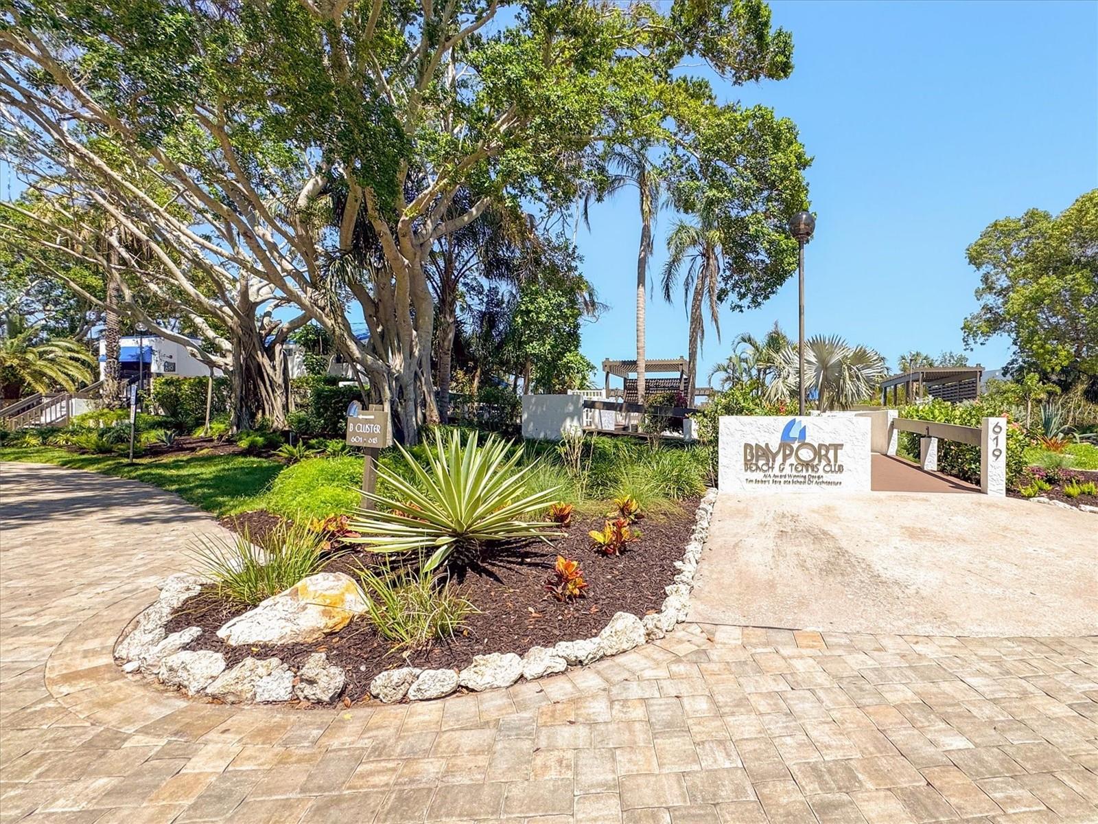Image 62 of 93 For 750 Bayport Way  750