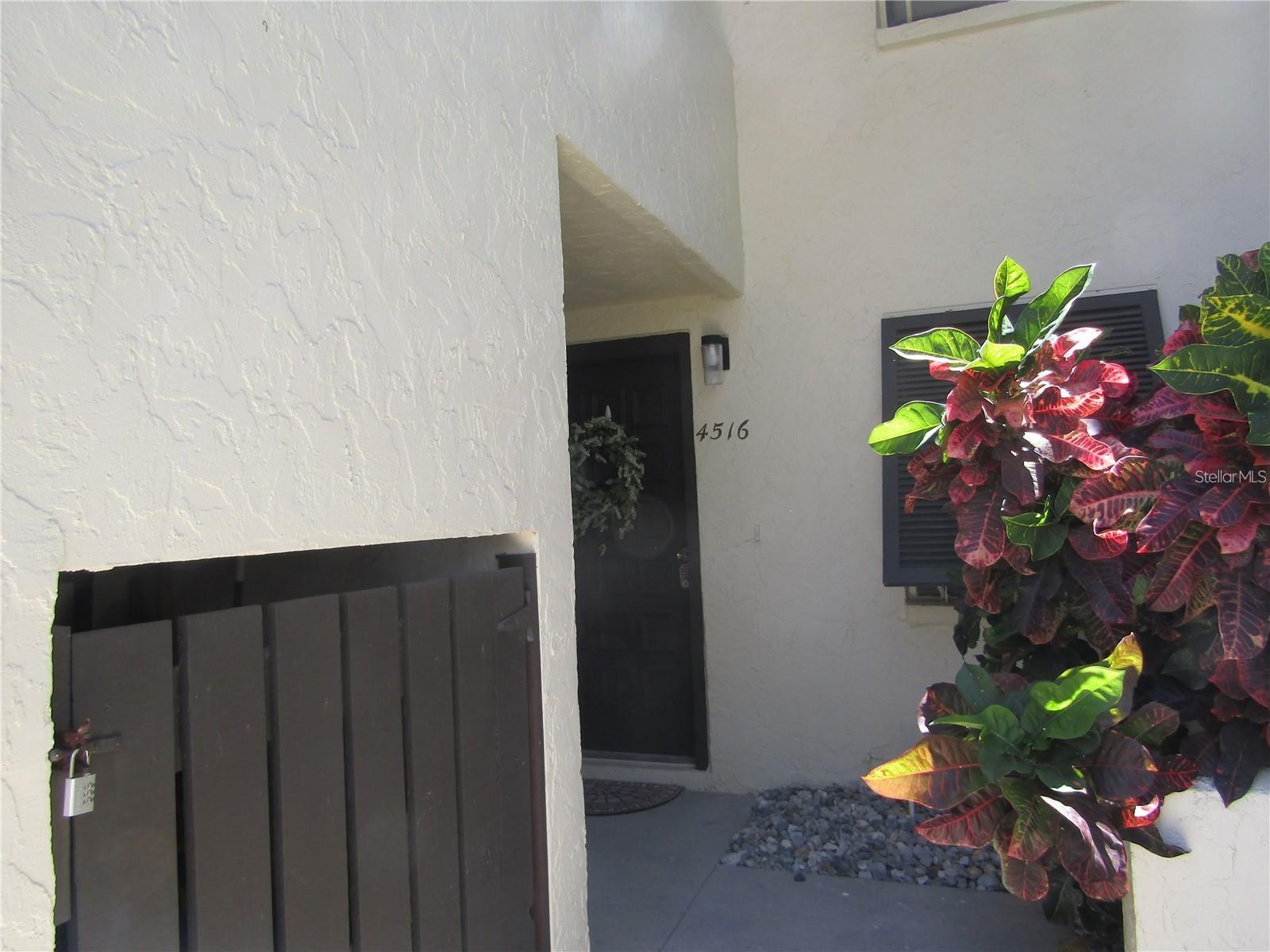 Image 2 of 21 For 4516 Longwater  29