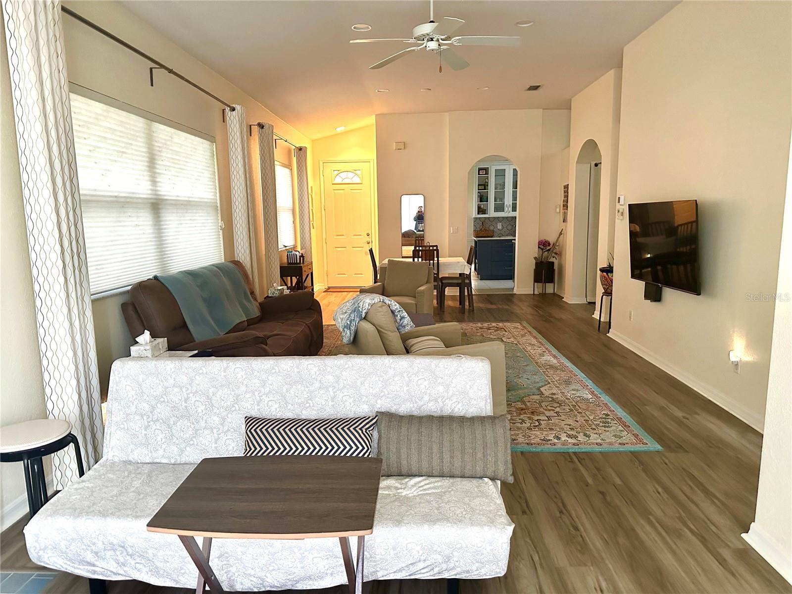 Image 4 of 19 For 251 Vista Del Lago Way