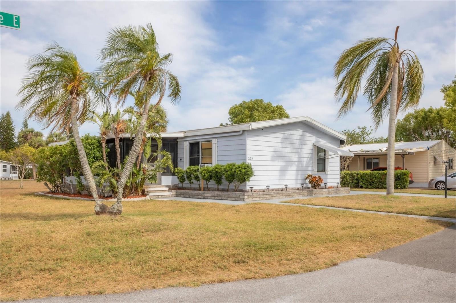 Image 2 of 42 For 6710 36th Avenue E 322