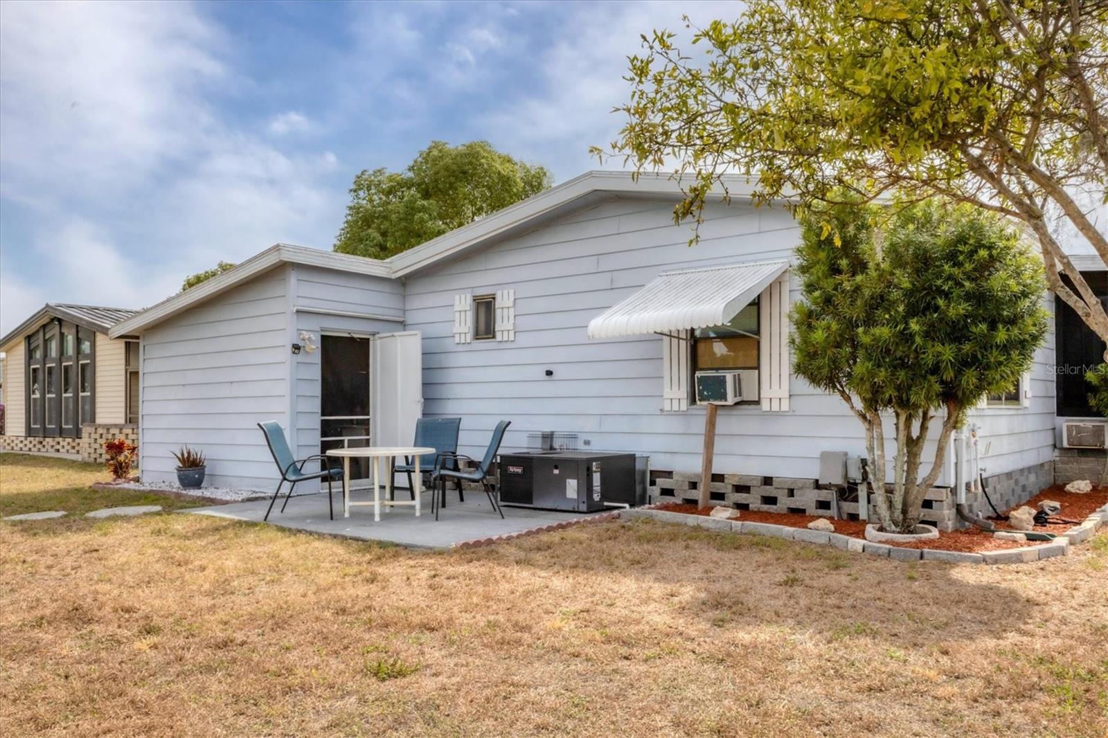 Image 27 of 42 For 6710 36th Avenue E 322