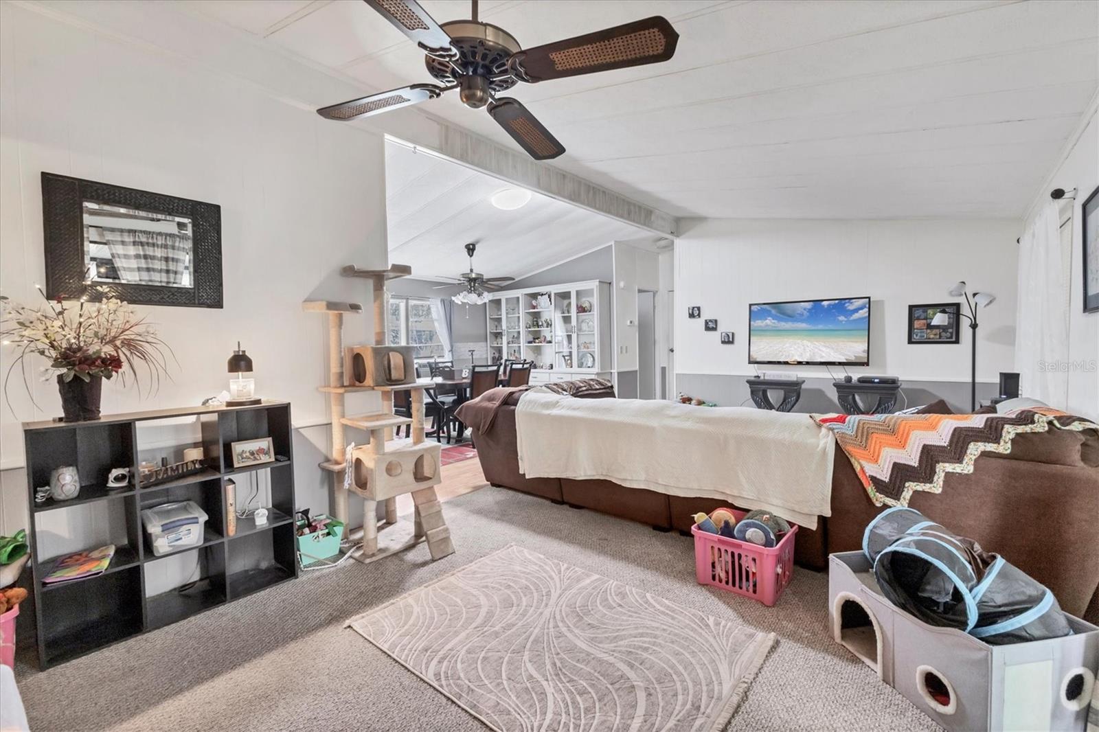 Image 3 of 42 For 6710 36th Avenue E 322