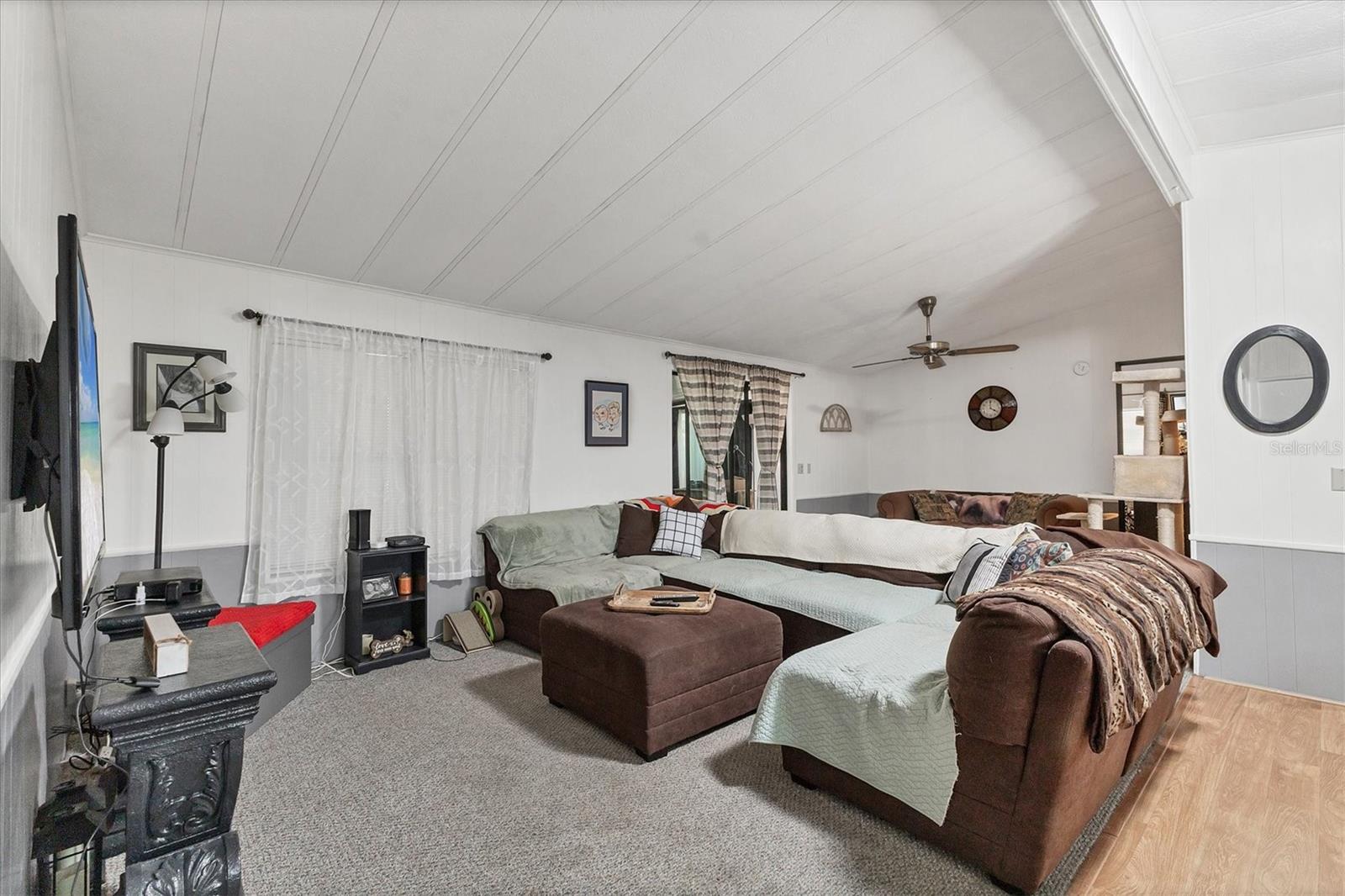 Image 8 of 42 For 6710 36th Avenue E 322