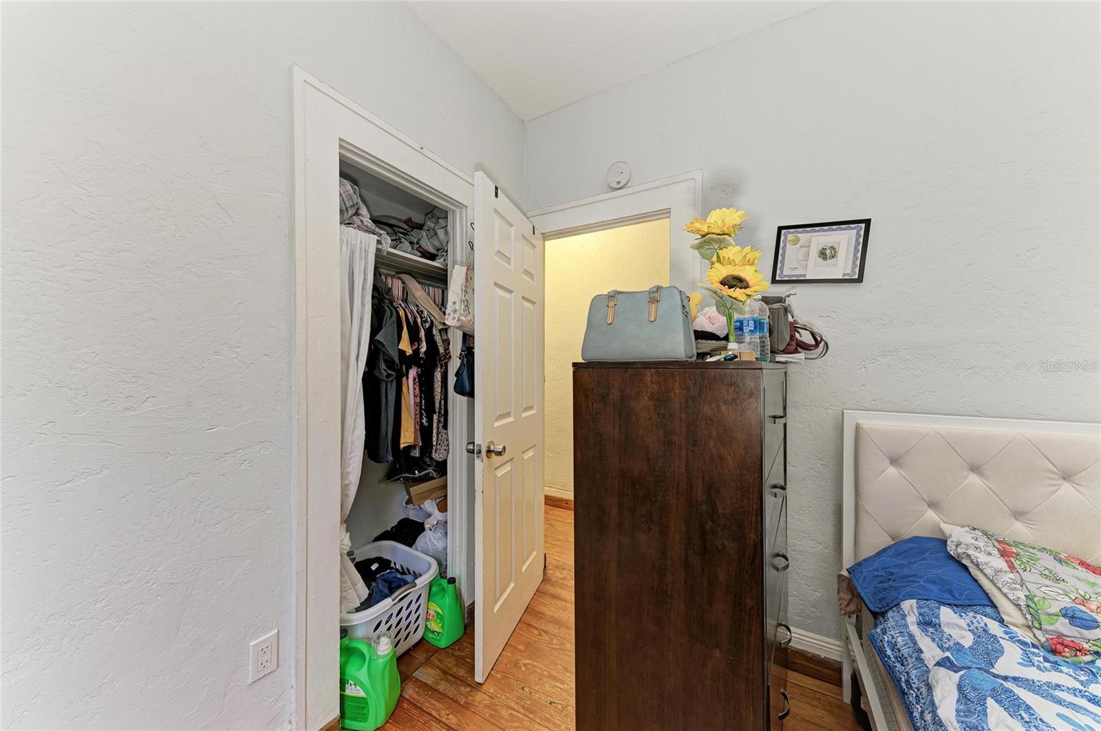 Image 16 of 50 For 432 Adelia Avenue