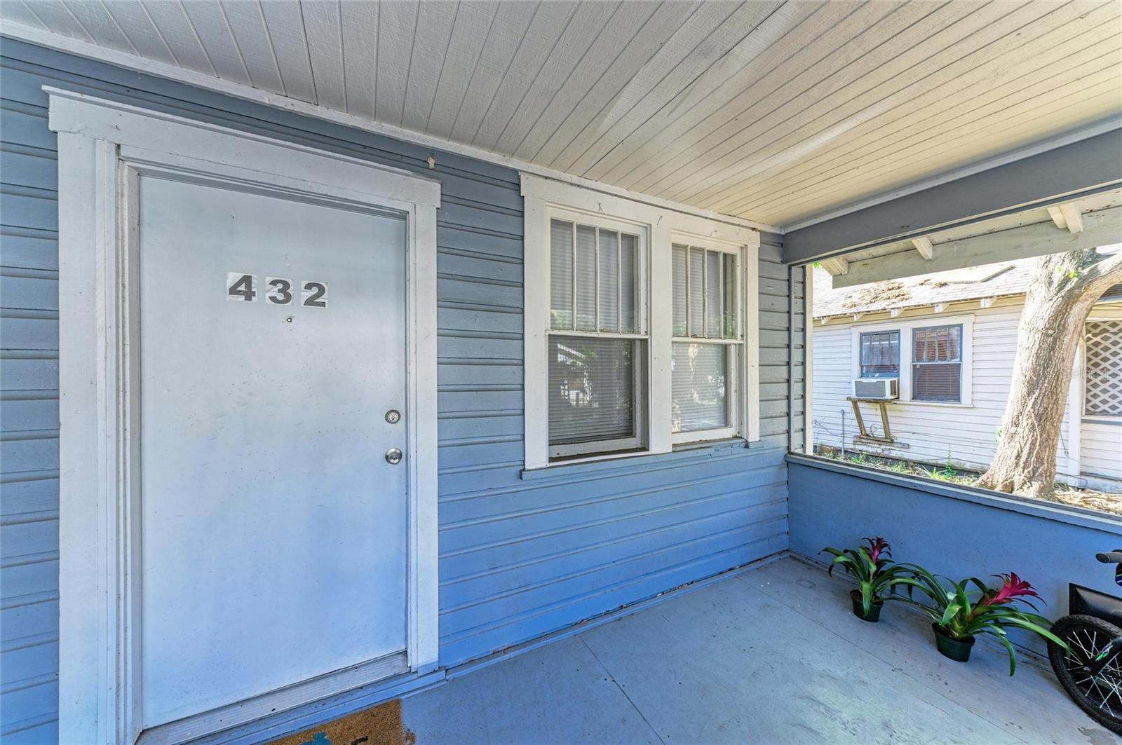 Image 7 of 50 For 432 Adelia Avenue