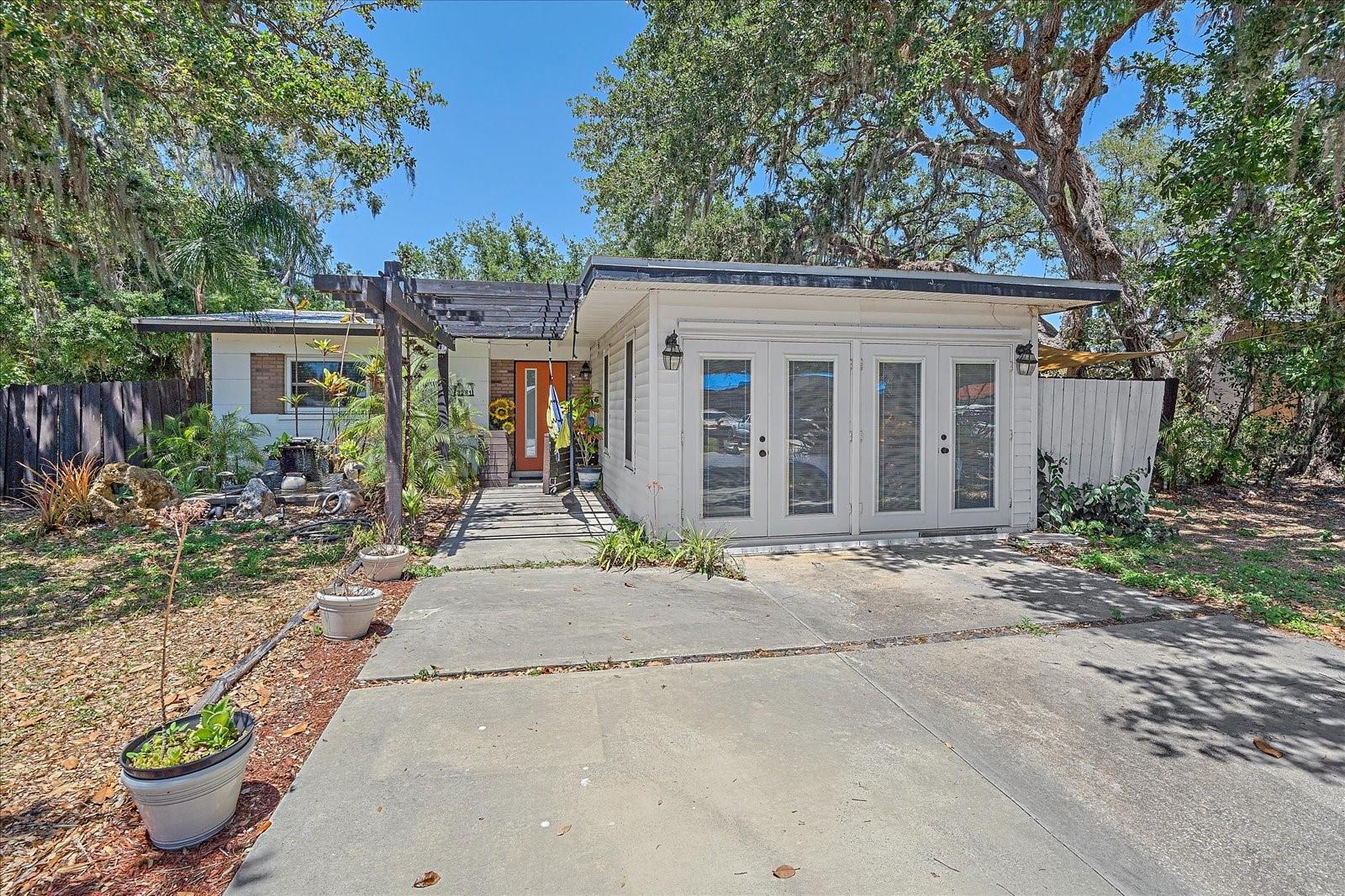 Details for 3281 8th Street, SARASOTA, FL 34237