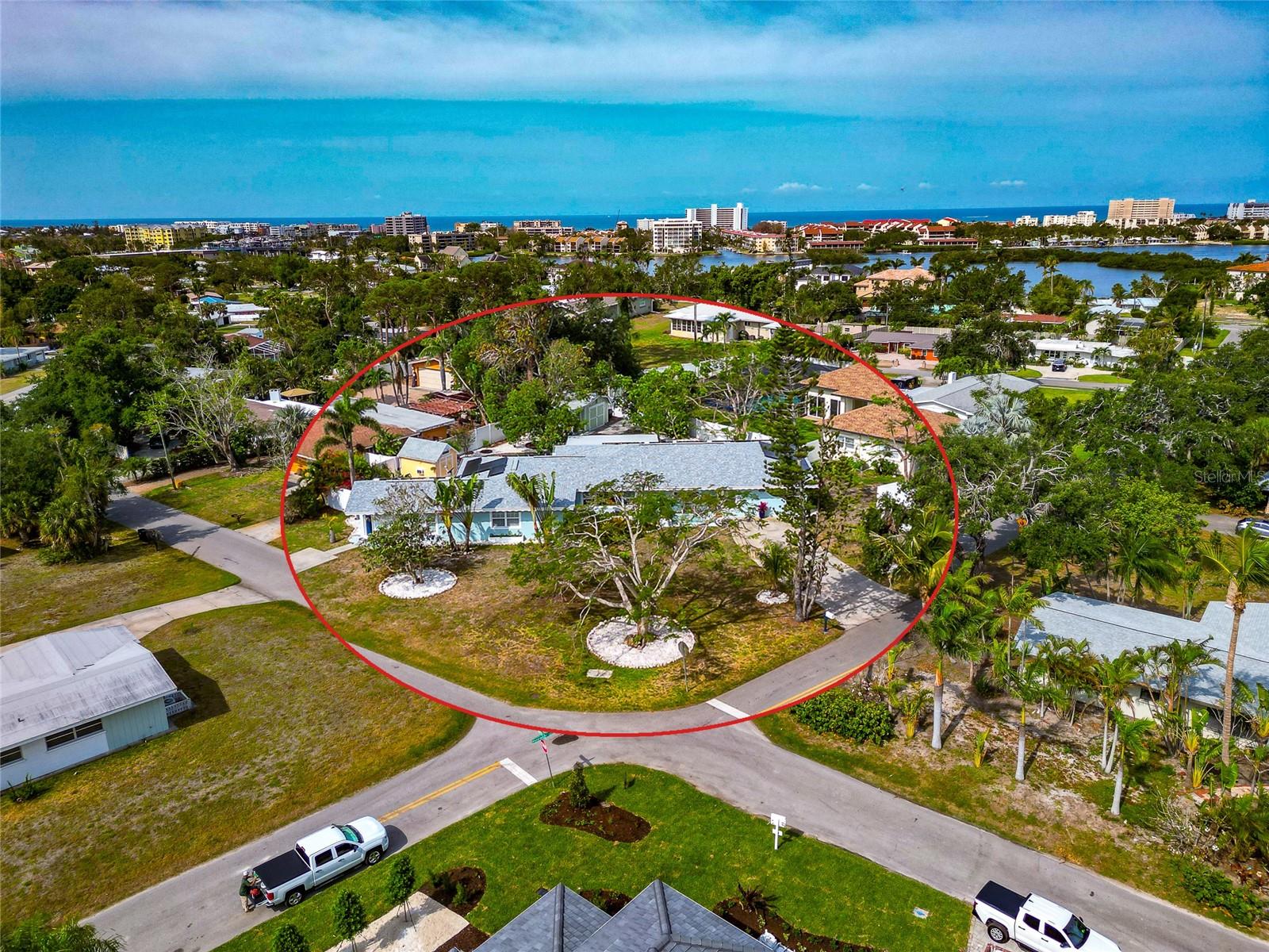 Image 3 of 77 For 1722 Hazelwood Street