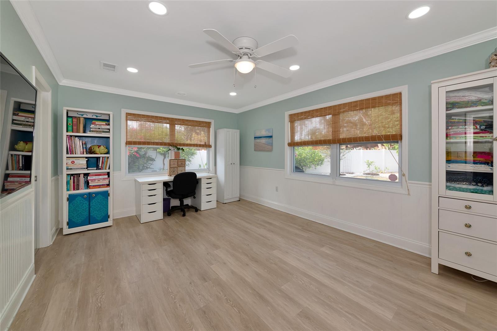Image 37 of 77 For 1722 Hazelwood Street