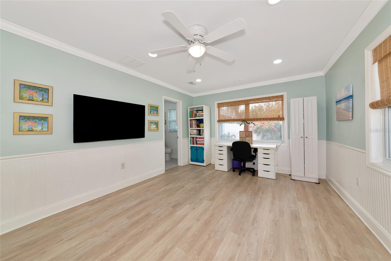 Image 39 of 77 For 1722 Hazelwood Street